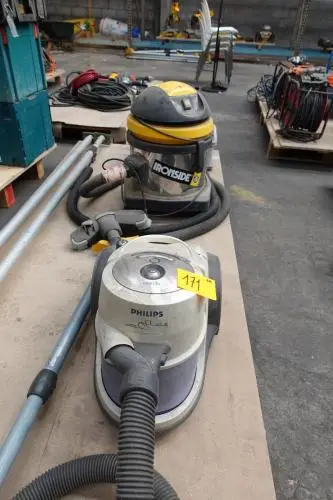 2x Vacuum – kavel bij Openbare Verkopen, Wervik