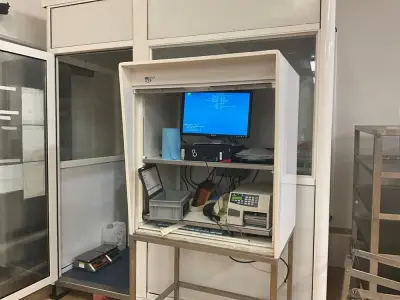 Computer Workstation – kavel bij Dome Auctions, Kingersheim