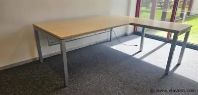 Hoekbureau Orange – kavel bij Vlavem