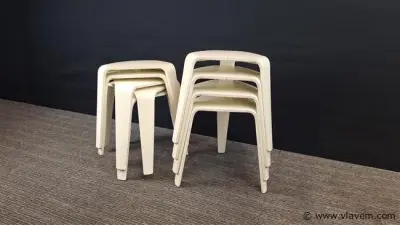 3 stuks design bijzetkruk Brunner – kavel bij Vlavem