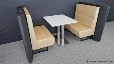 Kantine/vergader set Pedrali – kavel bij Vlavem