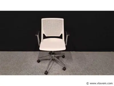 2 design vergadertafelstoelen Haworth – kavel bij Vlavem