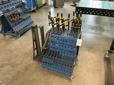 Siegmund Clamping equipment – kavel bij Dome Auctions, Höhenkirchen-Siegertsbrunn