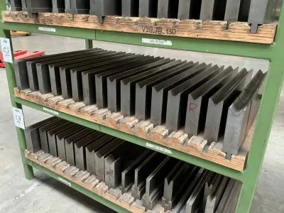LVD Press brake dies – kavel bij Dome Auctions, Höhenkirchen-Siegertsbrunn