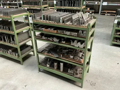 LVD Press brake tooling – kavel bij Dome Auctions, Höhenkirchen-Siegertsbrunn