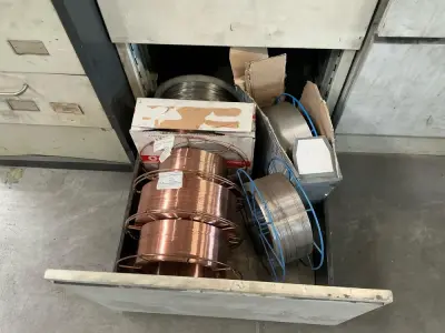 Various welding wire – kavel bij Dome Auctions, Höhenkirchen-Siegertsbrunn