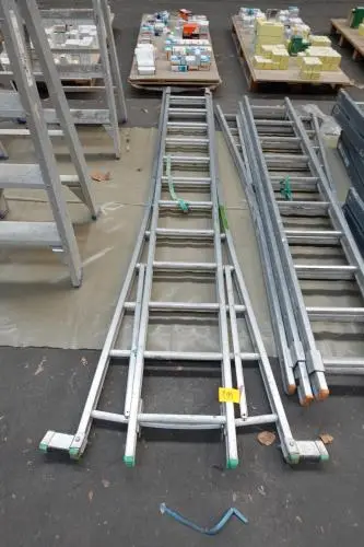 Ladder Aluminium Petry – kavel bij Openbare Verkopen, Wervik