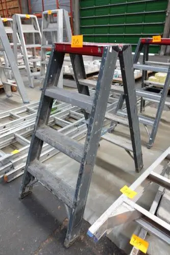 Klapladder Aluminium Altrex – kavel bij Openbare Verkopen, Wervik