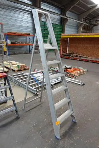 Klapladder Aluminium Solide – kavel bij Openbare Verkopen, Wervik