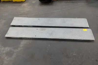 2x Rijplaat – kavel bij Openbare Verkopen, Wervik
