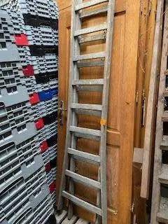 Houten Ladder – kavel bij Openbare Verkopen, Diksmuide