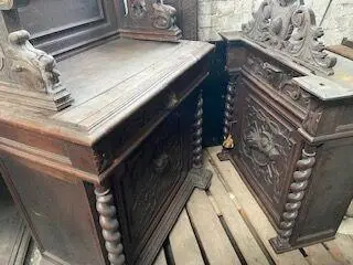 Antieke Kast – kavel bij Openbare Verkopen, Diksmuide