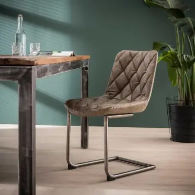 Set van 2 sledestoelen Guido - taupe – kavel bij Openbare Verkopen, Beveren-Leie