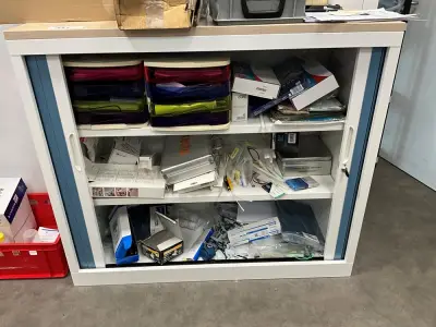 Leitz Roll-Top Storage Cabinet Office Cabinet – kavel bij Dome Auctions, Kingersheim