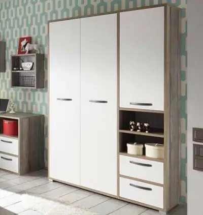 Kledingkast Petrus | 138 x 57 x 201 cm | Wit en bruin – kavel bij Openbare Verkopen, Beveren-Leie