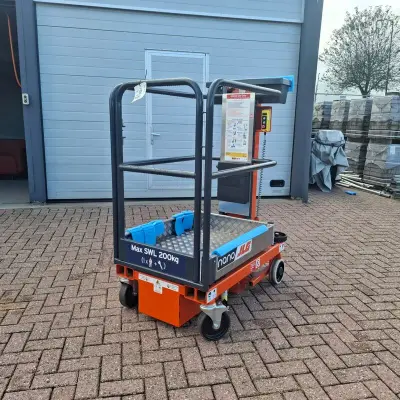 Hoogwerker, JLG Power Towers, Nano, 2023 – kavel bij Onlineveilingmeester, Wijk en Allburg