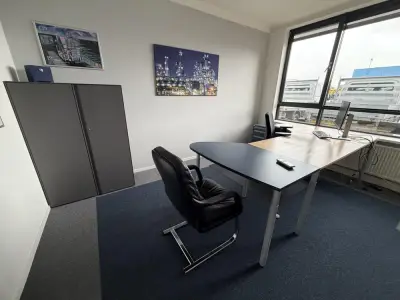 Kantoorinhoud – kavel bij Dome Auctions, Rotterdam