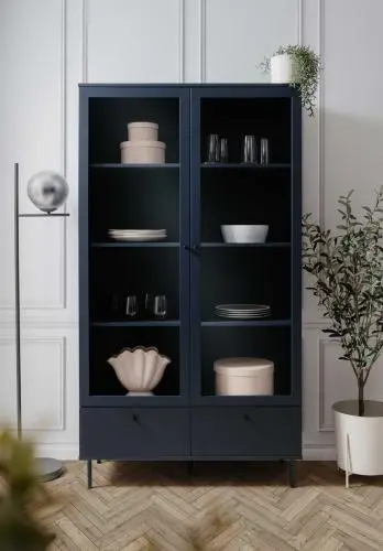 Vitrinekast Carillon 100cm met twee deuren en opberglade - marineblauw – kavel bij Openbare Verkopen, Beveren-Leie