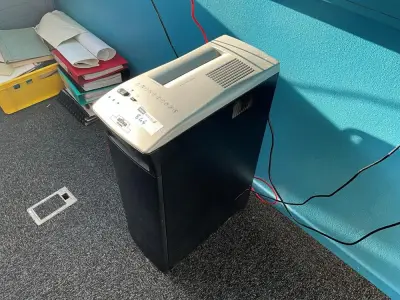Ativa AT-18SD Paper Shredder – kavel bij Dome Auctions, Kingersheim