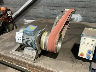 band slijpmachine – kavel bij Dome Auctions, Rotterdam
