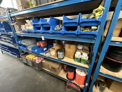 diverse grijpvoorraden – kavel bij Dome Auctions, Rotterdam