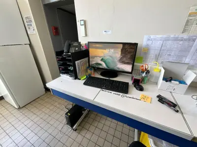 Computer Workstation – kavel bij Dome Auctions, Kingersheim