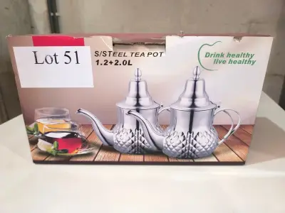 Een set van 2 theepotten (1,2 l en 2 l) van ROYAL SWISS – kavel bij Auctionline, Anderlecht