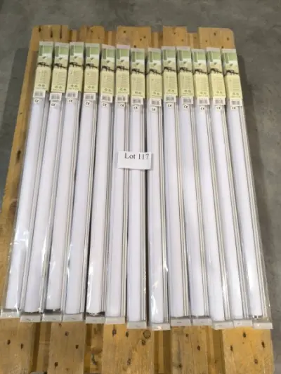Een set van 13 rolgordijnen (80x200) – kavel bij Auctionline, Anderlecht