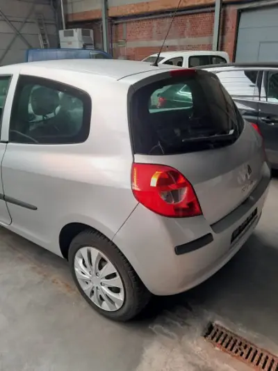 Renault Clio (2007) – kavel bij Auctionline, Roeselare