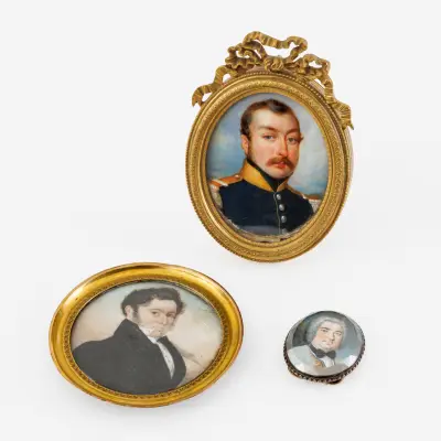 Three miniatures depicting a man’s portrait – kavel bij Bernaerts, Antwerp