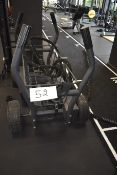 Een trekwagen met wiel “TANK SLED” – kavel bij Auctionline, Anderlecht