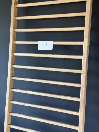 Een houten klimrek – kavel bij Auctionline, Anderlecht