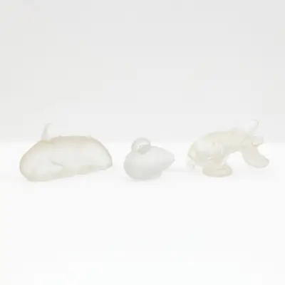 Drie beeldjes in kristal glas. 1. Ree – kavel bij Bernaerts, Antwerp