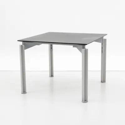H2O tafel. Bulo – kavel bij Bernaerts, Antwerp