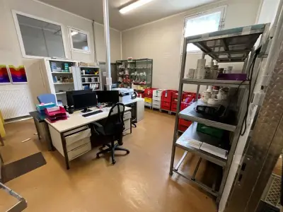 Office Workstation – kavel bij Dome Auctions, Kingersheim