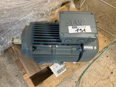 SEW-Eurodrive DRN132L4/FI/TF Electric Motor – kavel bij Dome Auctions, Kingersheim