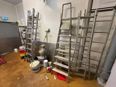 Set of 5 ladders – kavel bij Dome Auctions, Kingersheim