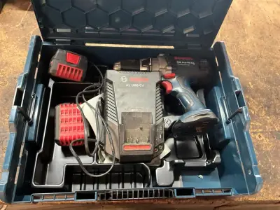 Bosch GSR 14.4 VE-2-LI Professional Cordless Drill/Driver – kavel bij Dome Auctions, Kingersheim
