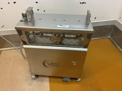 COLLARD-PELISSON Demolding Machine – kavel bij Dome Auctions, Kingersheim
