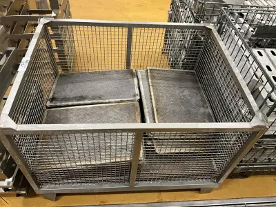 Stainless steel pallet box with contents – kavel bij Dome Auctions, Kingersheim