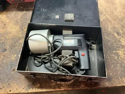 ATLAS COPCO B2-10 N Corded Drill – kavel bij Dome Auctions, Kingersheim