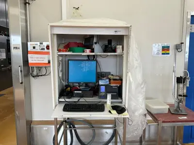 Computer Workstation – kavel bij Dome Auctions, Kingersheim