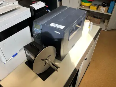 Toshiba B-EX4T1-GS12-QM-R Barcode Label Printer – kavel bij Dome Auctions, Kingersheim