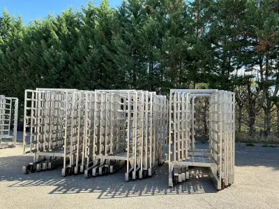 Set of 30 baking trays – kavel bij Dome Auctions, Kingersheim