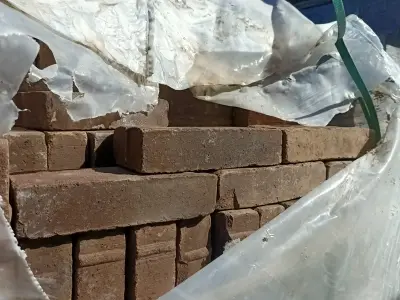 17x pallet Gevelstenen – kavel bij Onlineveilingmeester, Groningen