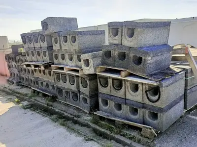 Ca. 52x Betonband permeoblok – kavel bij Onlineveilingmeester, Groningen