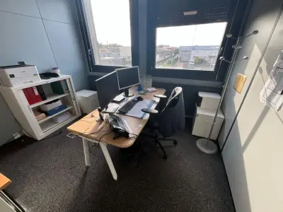 Office Workstation – kavel bij Dome Auctions, Kingersheim