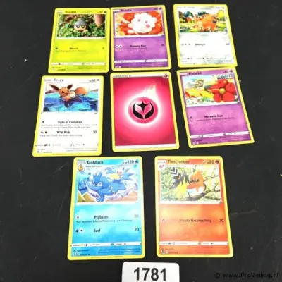 8 pokemon kaarten – kavel bij ProVeiling