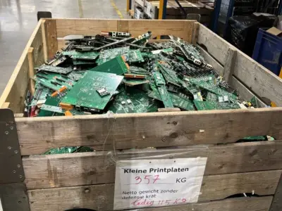 Demontage artikelen ICT – veiling bij Domeinen Roerende Zaken, Hoogeveen