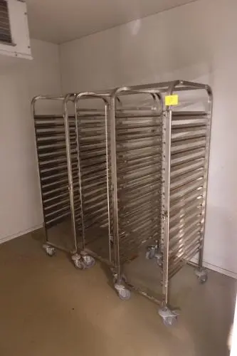 3x Verrijdbare regaalwagen – kavel bij Openbare Verkopen, Gavere